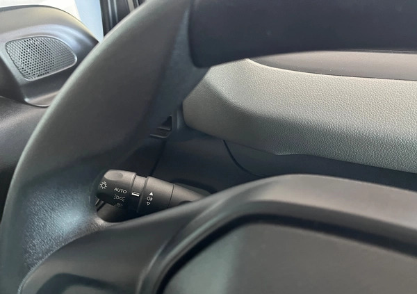 Peugeot Rifter cena 57900 przebieg: 177100, rok produkcji 2019 z Gdańsk małe 106